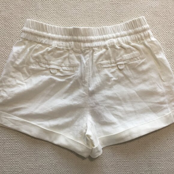 White Linen Waistband Shorts with String Tie - Picture 2 of 3